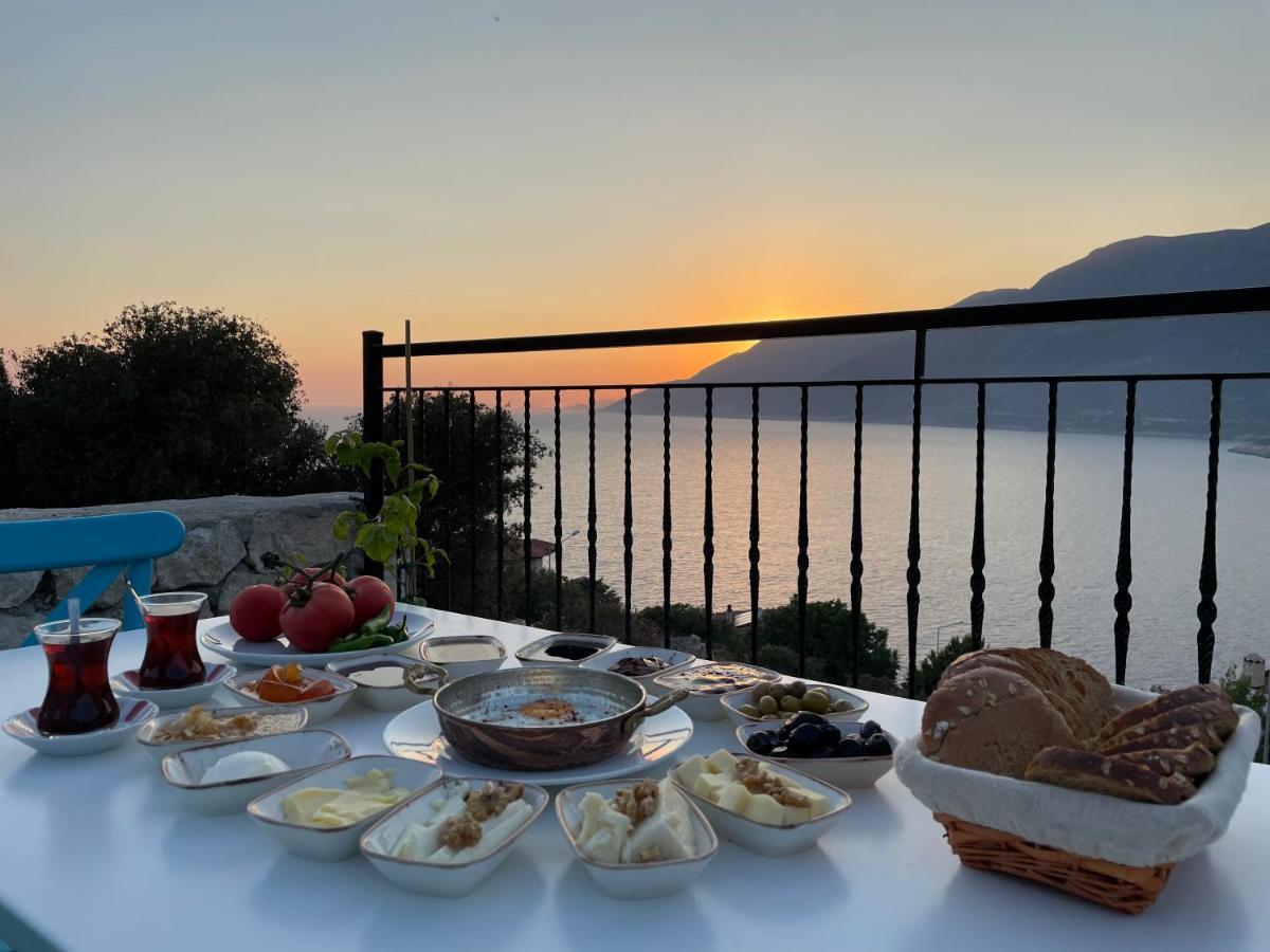 Guemues Yazar Hotel Kaş Exterior foto